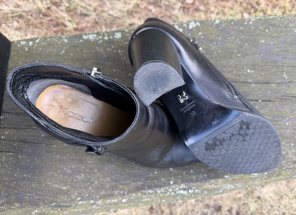 Botki skórzane roz. 38  Kazar