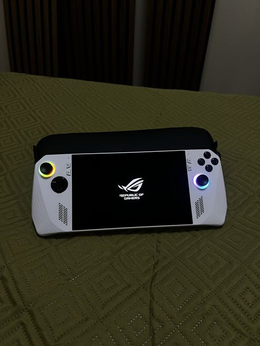Asus Rog Ally em Bom Estado