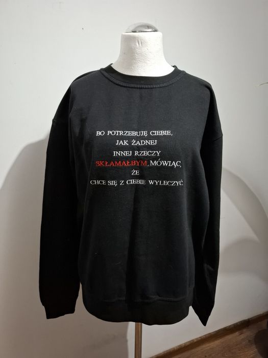Bluza czarna z haftem personalizowanym marki Adler rozmiar L