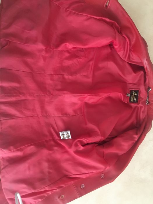 Продам кожанный женский пиджак