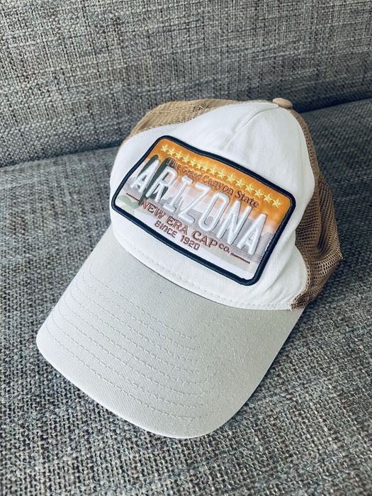 New Era. Czapka z daszkiem męska New Era Patch Trucker. Używana