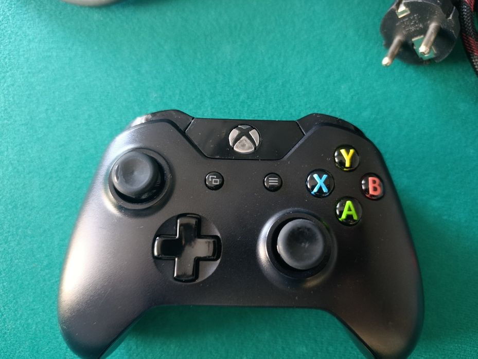 Xbox One Fat 500GB | Робочий | Для YouTube та легких ігор