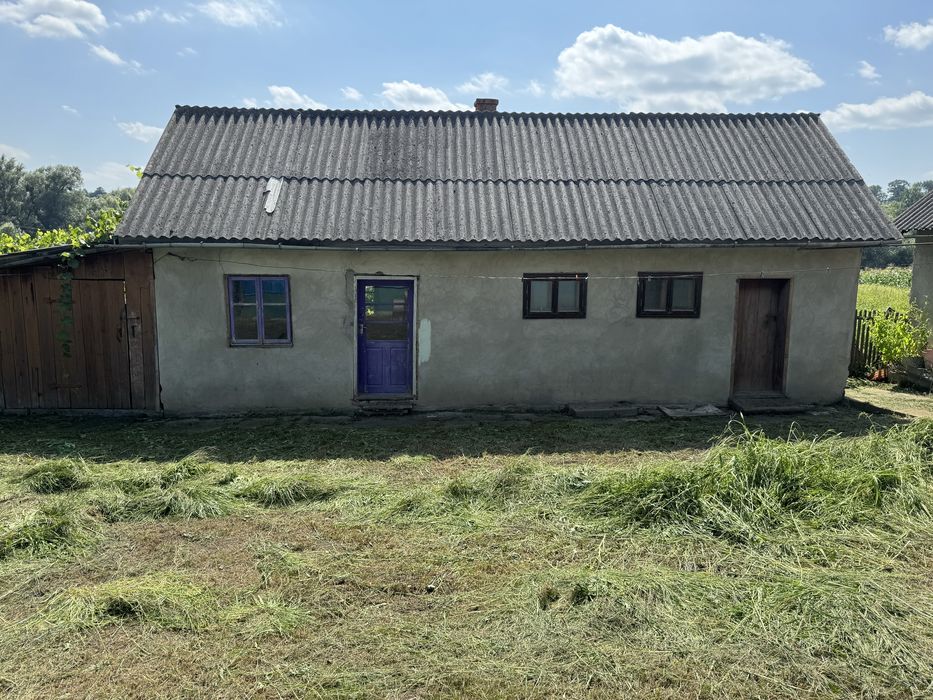 Продам будинок село Дубове поруч місто Чернівці