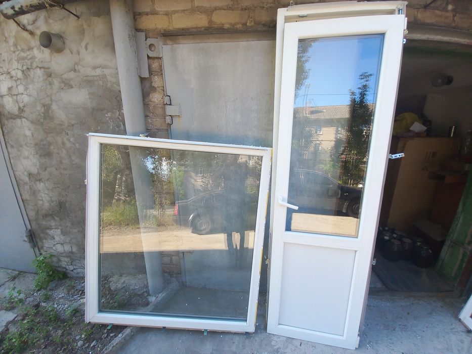Дешево металопластикові вікна, балконний блок б/в