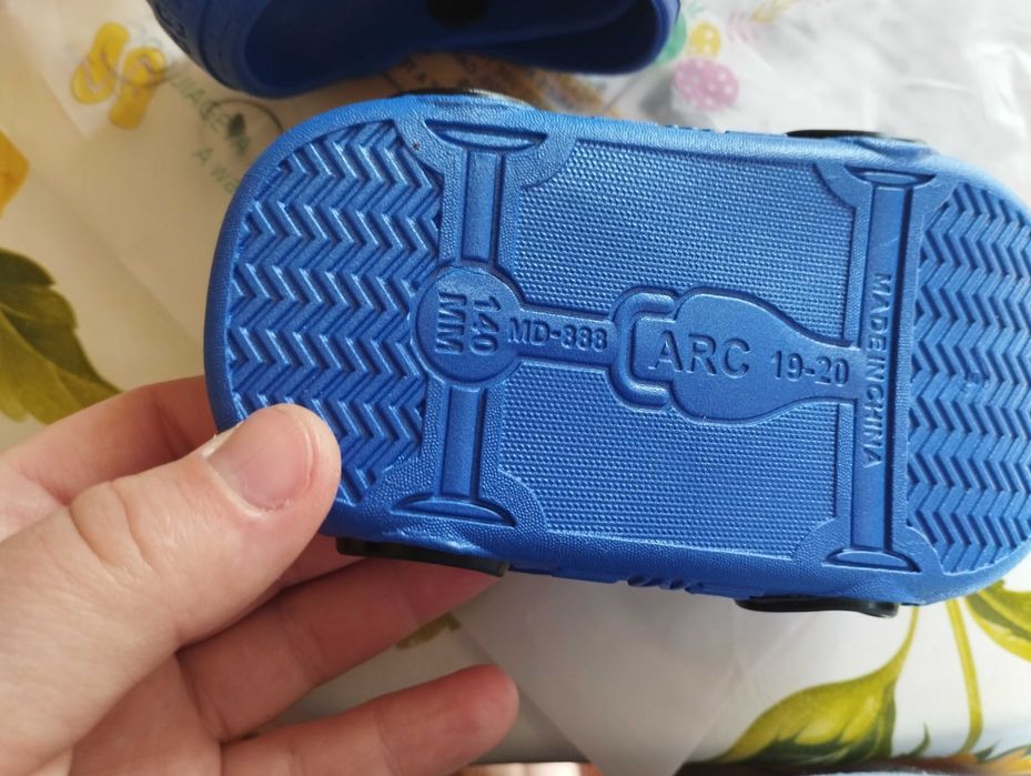 Крокси дитячі машинка