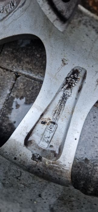 Felgi aluminiowe z oponami zimowymi 16"5x108 Ford  peugeot  Citroën