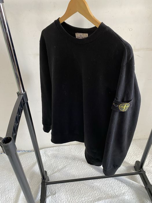 Чёрный свитшот Stone Island с патчем