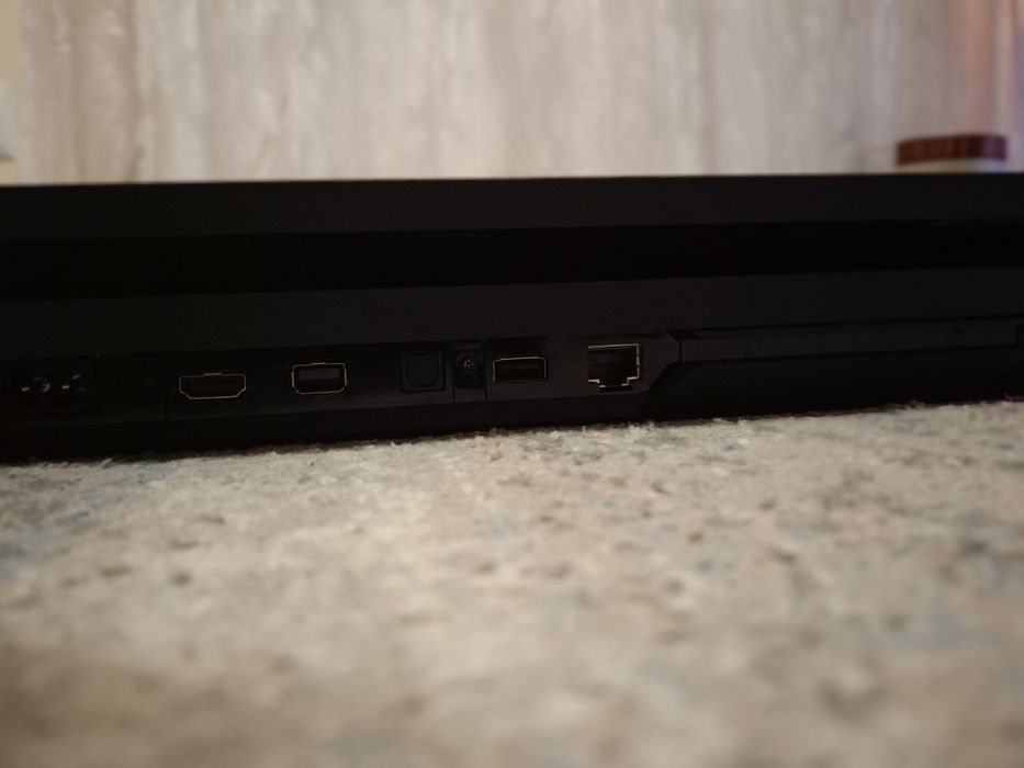 Playstation 4 pro 1T