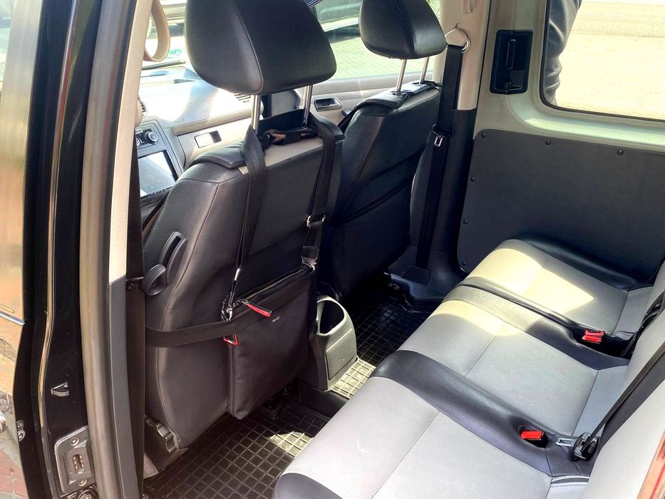 VW Caddy, Long. Універсал (Пасажир), 2011р.в.