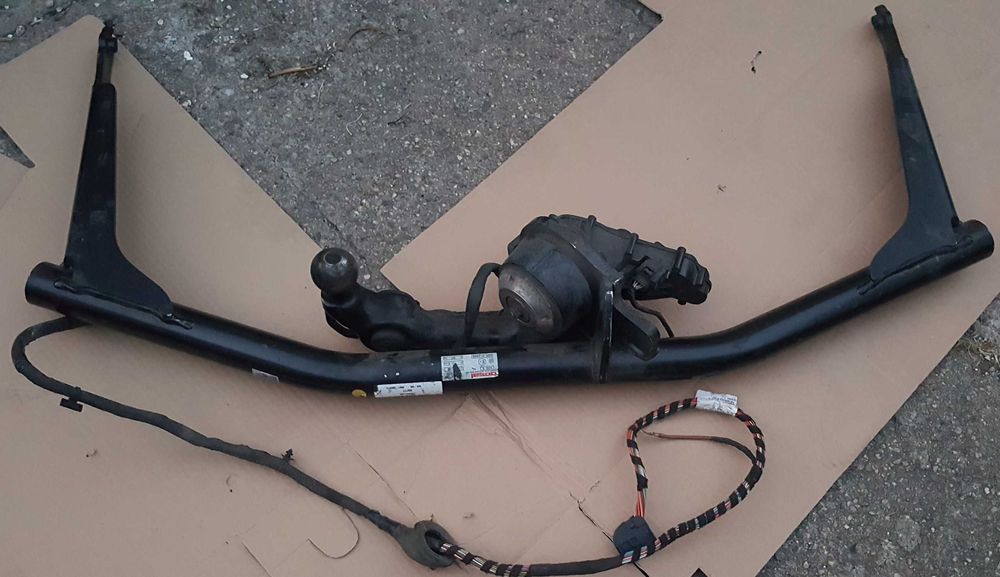 Elektryczny hak holowniczy skoda Karoq seat Ateca wysyłka