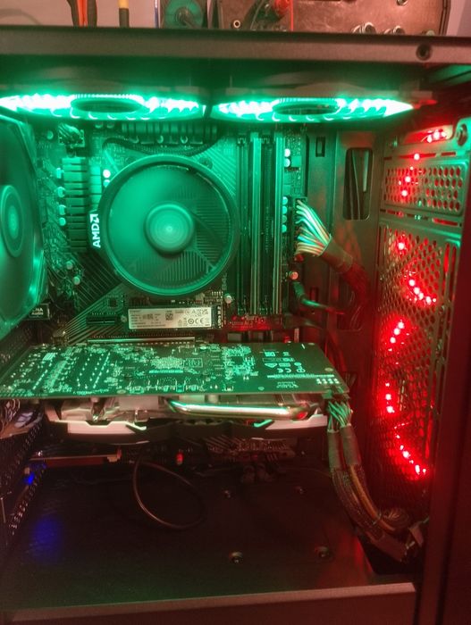 Komputer stacjonarny