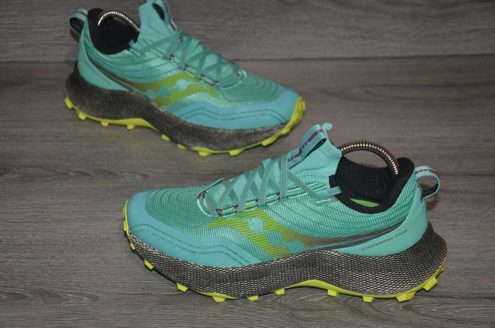 Продам кросівки Фірма Saucony Endorphin Trail.