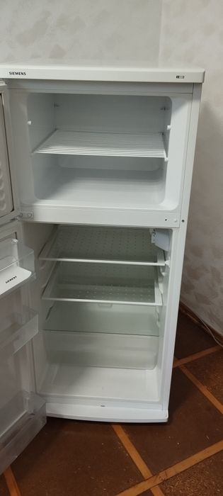 Холодильник Siemens