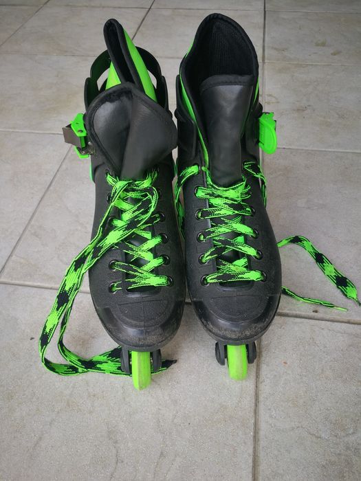 Patins em linha unissexo.