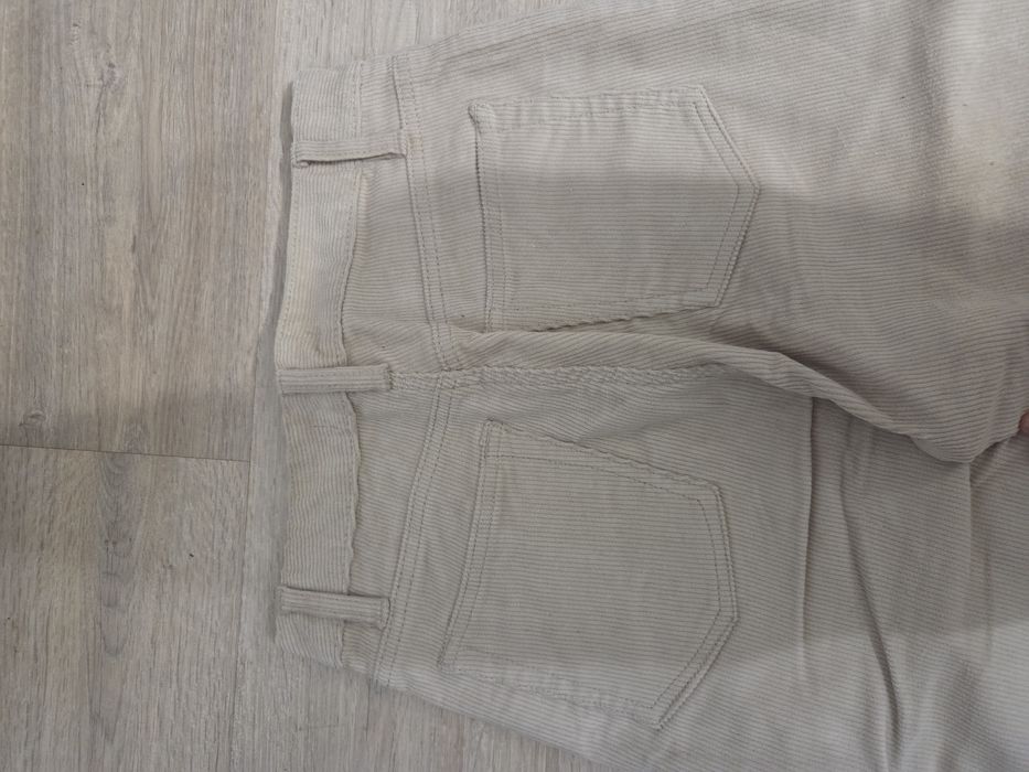 Білі вельветові штани від Colin's