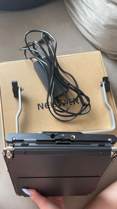 neewer rgb660 pro ii led video light
