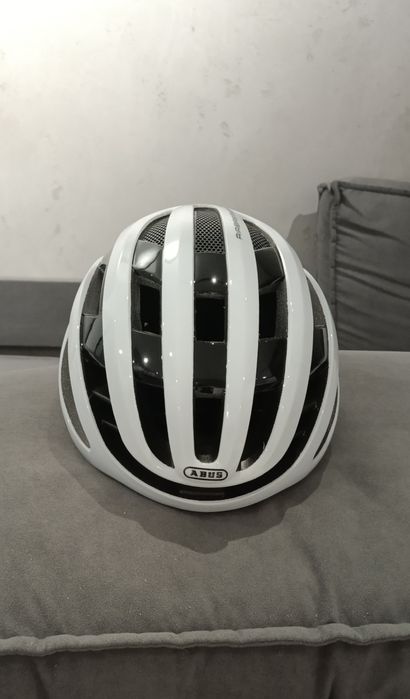 ABUS AirBreaker новый велосипедный шлем