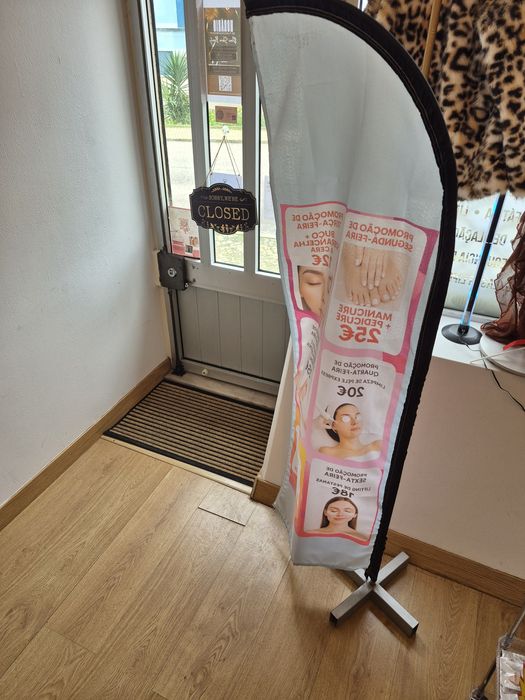 Bandeira publicidade para venda