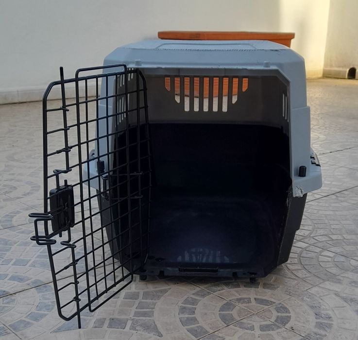 Caixa de transporte para cães tam M 66x46cm