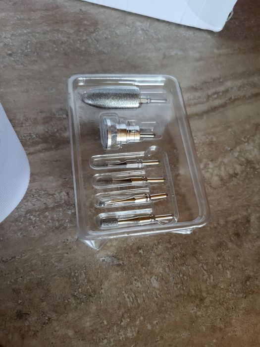 Elektryczna frezarka do manicur i pedicur Beurer