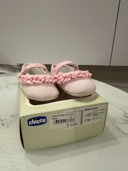 Пінетки Chicco нові