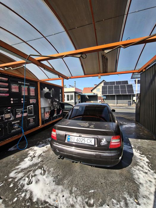 AUDI a4 b5 2.6 газ/бензин