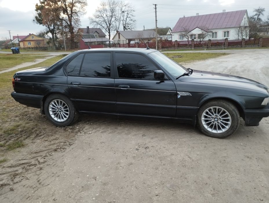 Продам БМВ 730 газ бензин