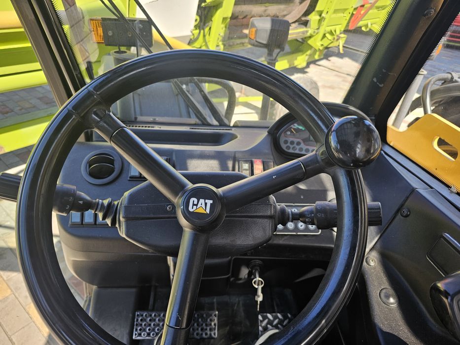 Навантажувач телескопічний