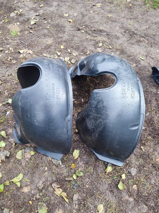 Підкрилки Opel Astra