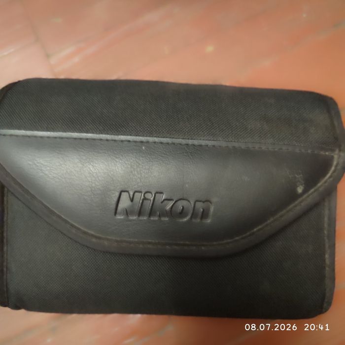 Бінокль Нікого ( Nikon)