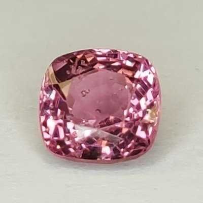 Pedra preciosa Spinel 1.33ct