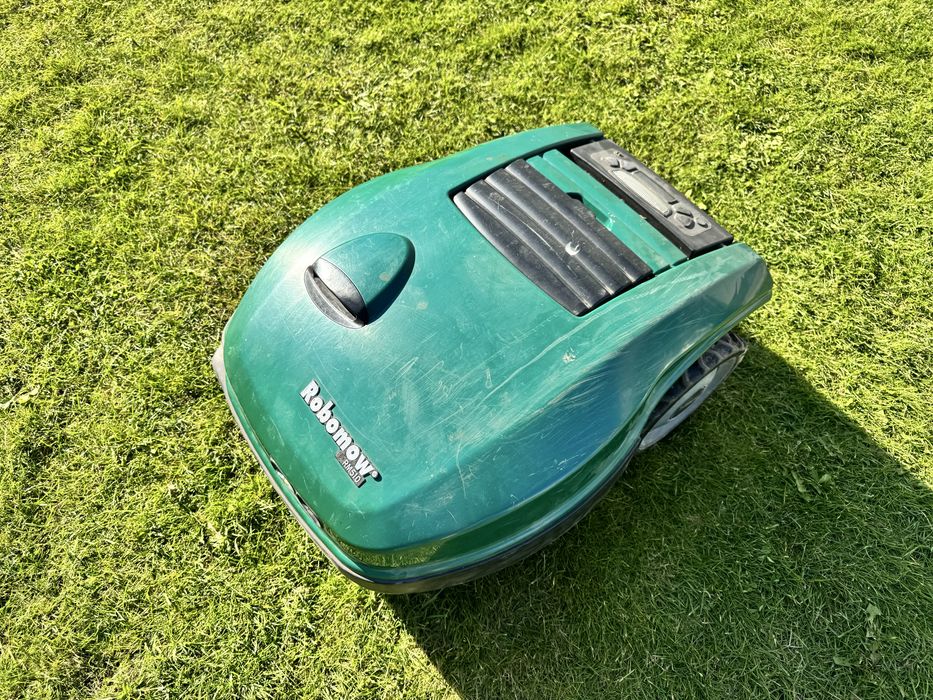 Robot koszący - kosiarka elektryczna Robomow RM510