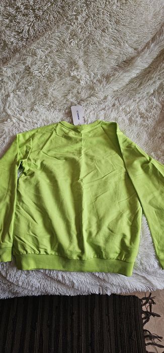 Кофта спортивна нова