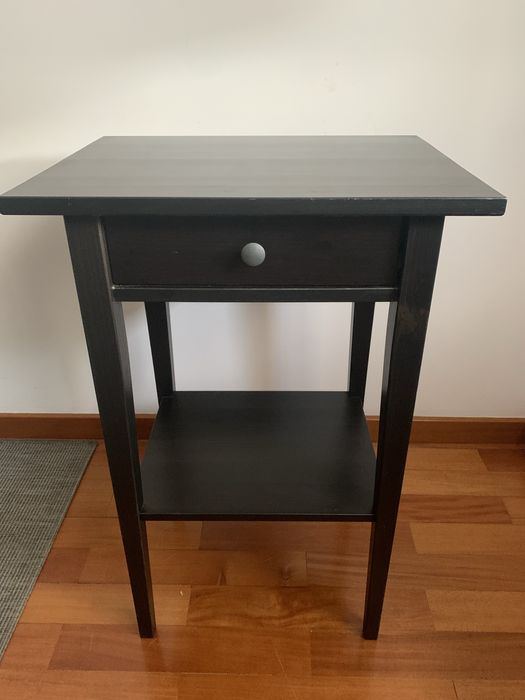 Mesa cabeceira Hemnes Ikea