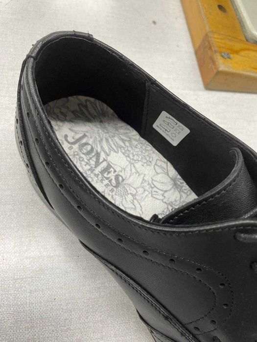 Sapatos Clássicos Jones