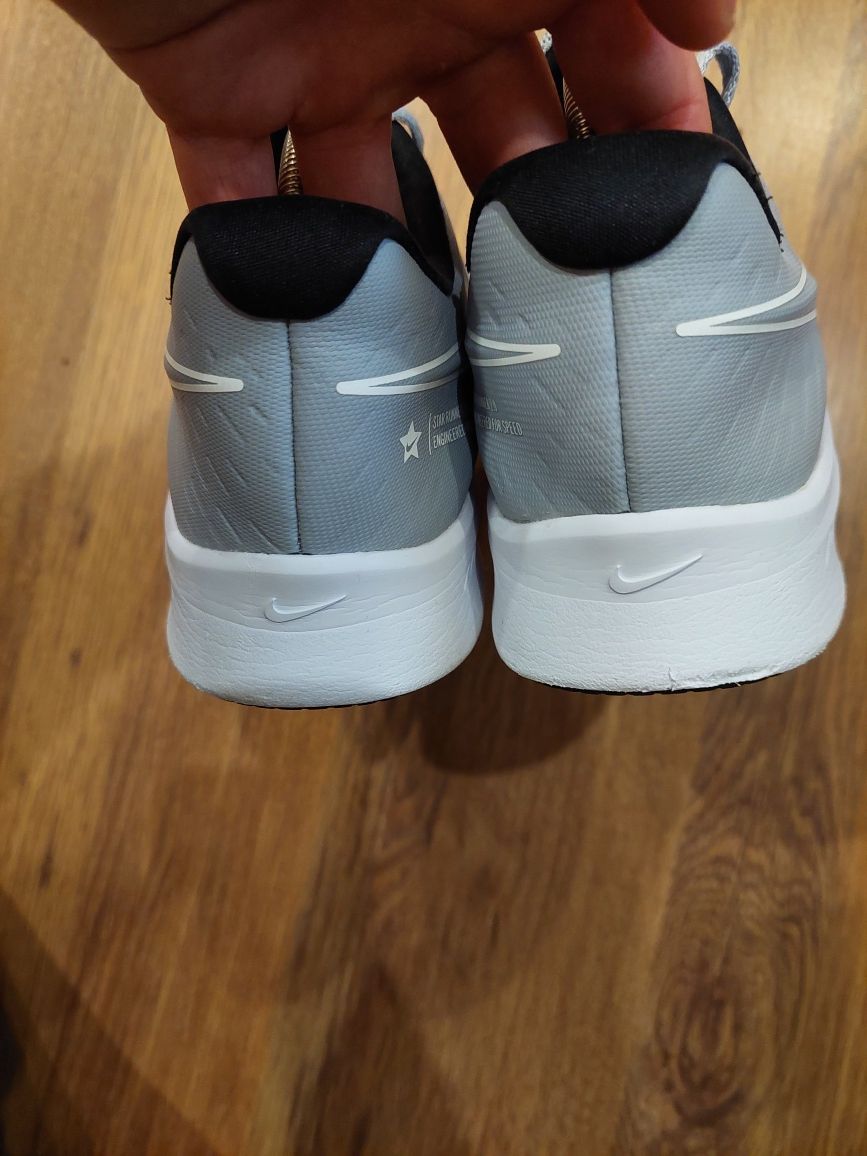 Nike star runner 40 deals
