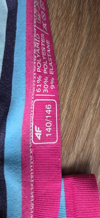 Sprzedam spodnie termoaktywna  bejo 128/134 i koszulkę