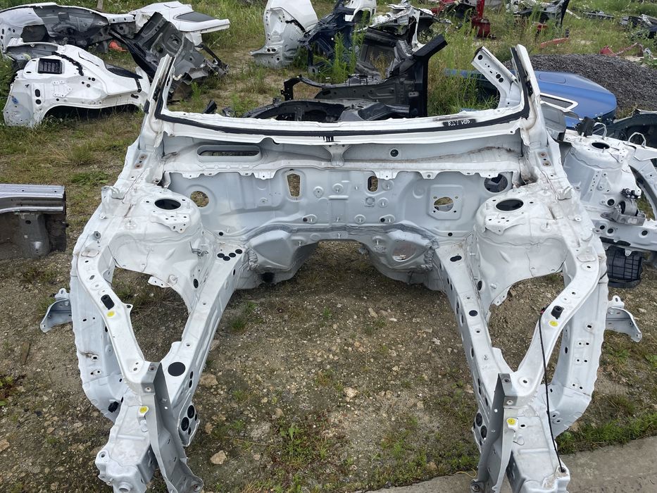 Ланжерони передні toyota Rav4 2019-2023 панель установочна