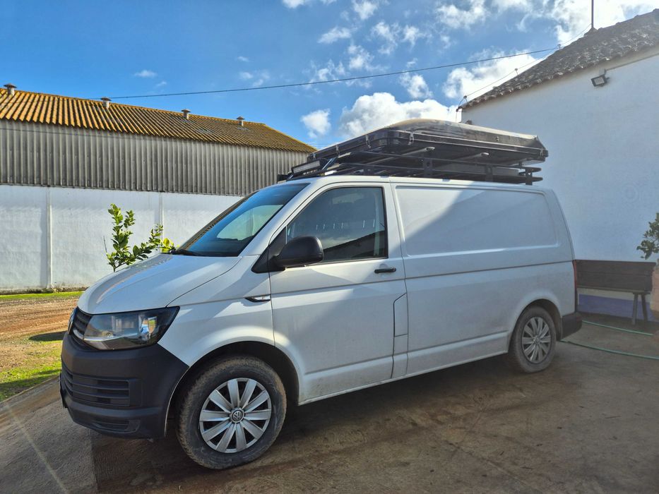 VW TRANSPORTER 2017 com tenda e deposito agua posso aceitar troca