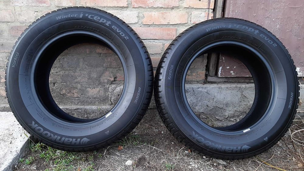 Резина зимова 235/60 R16 Hankook Winter i*cept evo2 пара