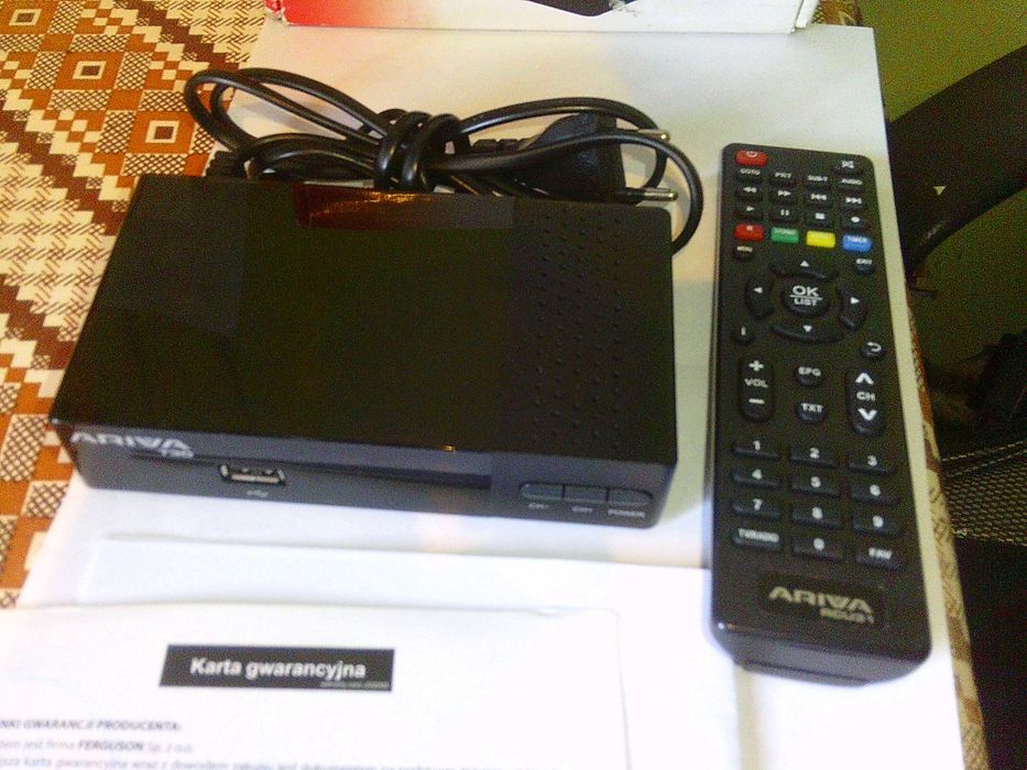 Dekoder Ferguson Ariva T30 ,dvb-t2 H.265 , pilot, na gwarancji.