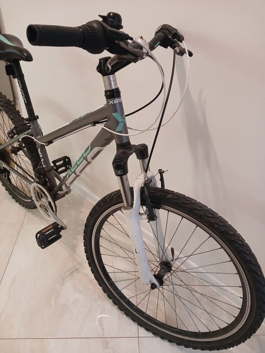 Велосипед XEED, алюмінієва рама, 7 передач Shimano