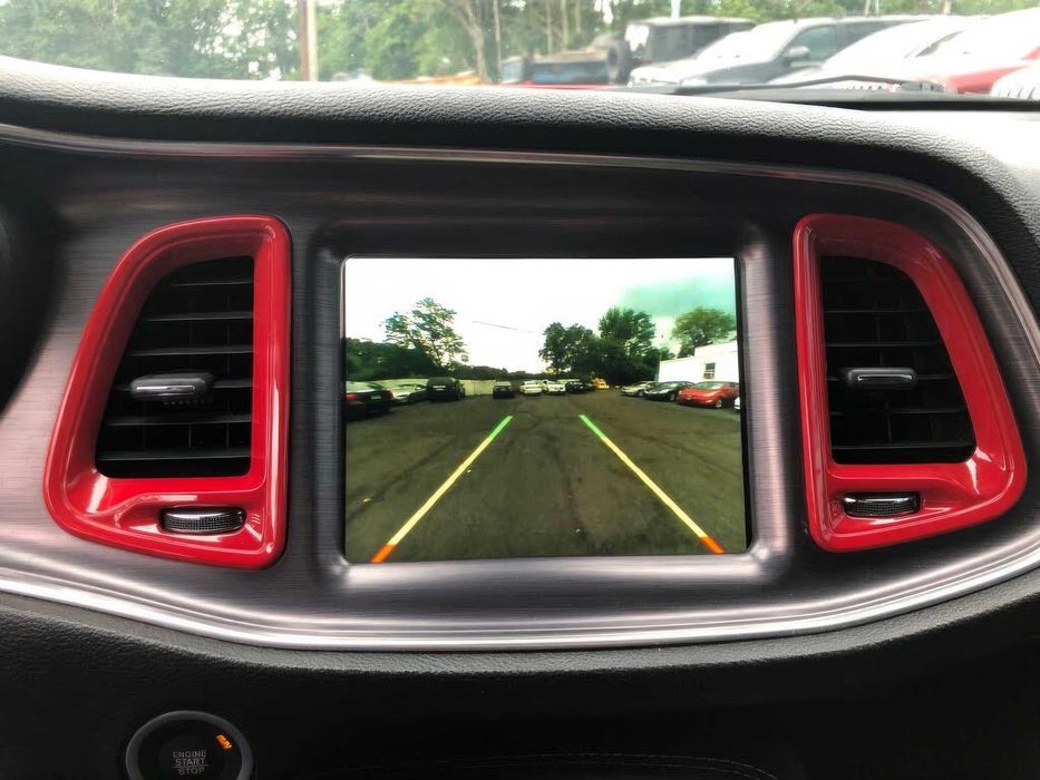 Dodge Challenger      2017