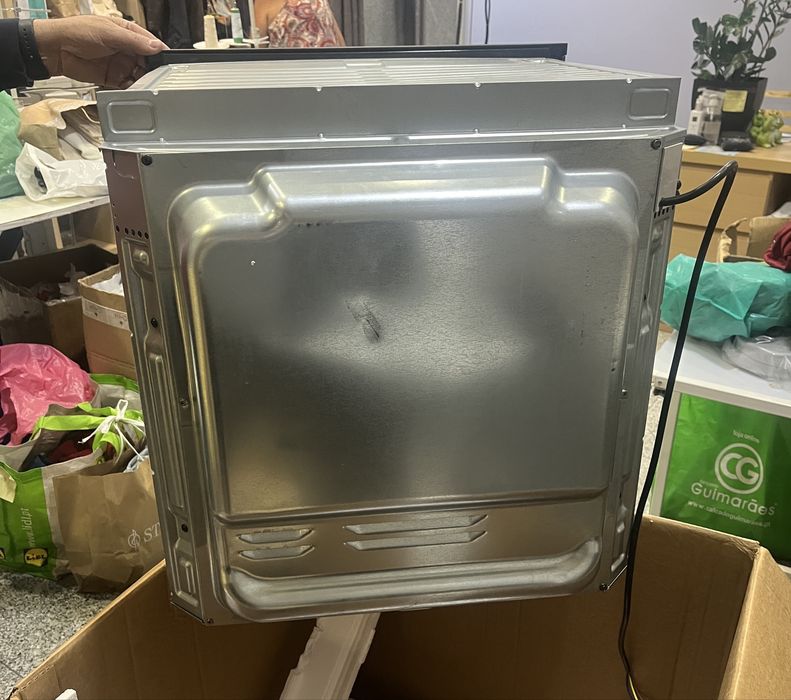 Forno Indesit IFW
