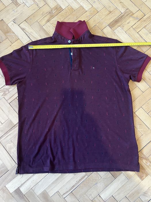 Продам теніску Tommy Hilfiger