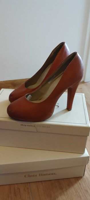 Sprzedam  buty szpilki