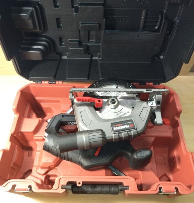 Товар отвертка аккумуляторная И раздуватель огня  PARKSIDE PAS 4 D7