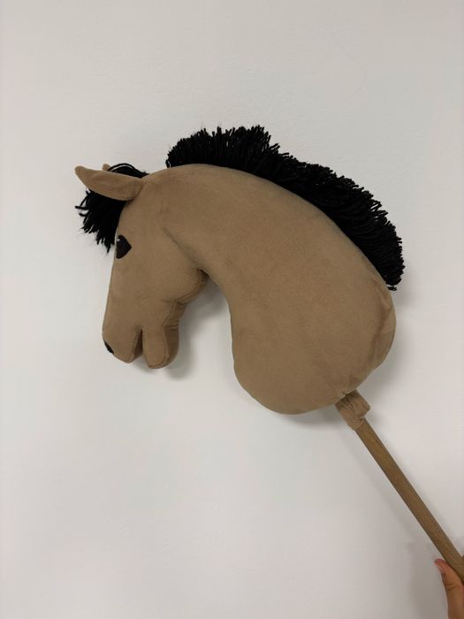 Hobby Horse brązowy, maść izabelowata