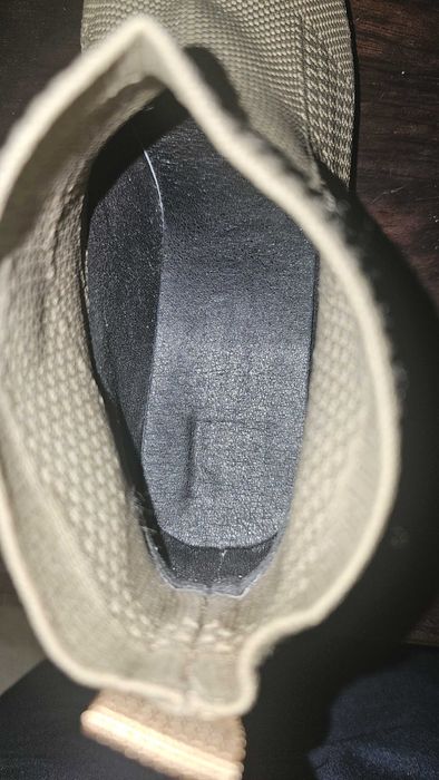 Botas cano baixo em malha