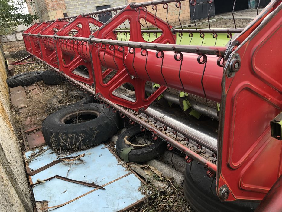 Комбайн Case 2388 та Claas Lexion 560